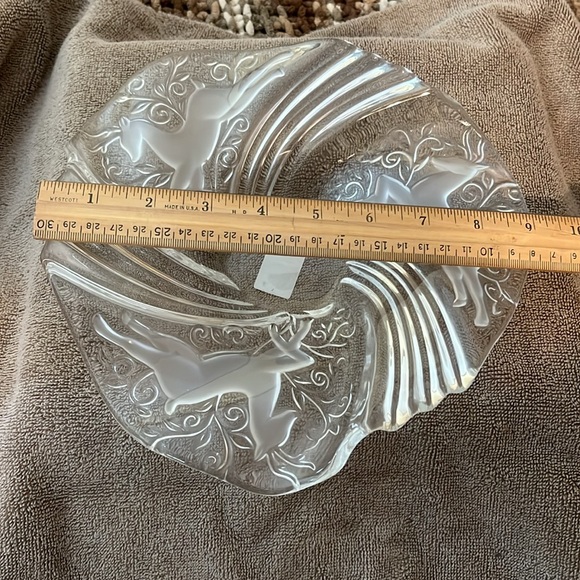 Mikasa Reindeer 9” Bon Bon dish made in Germany mint condition unused crystal - Picture 4 of 7